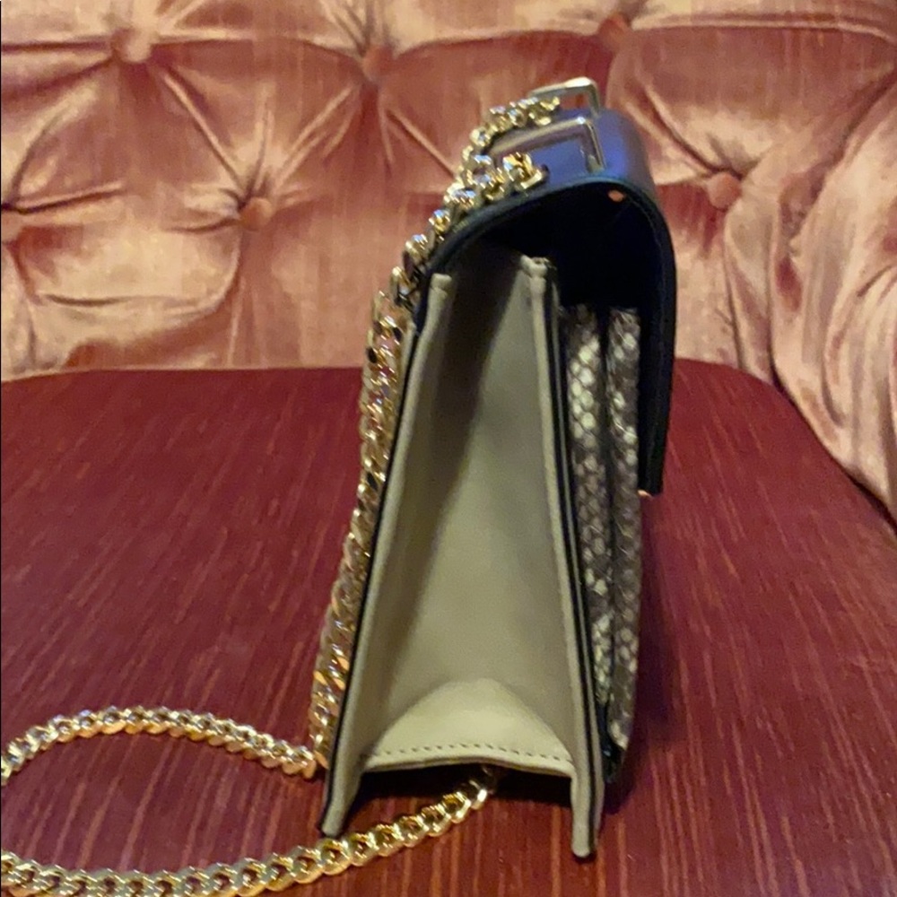 Express crossbody - Picture 3 of 4